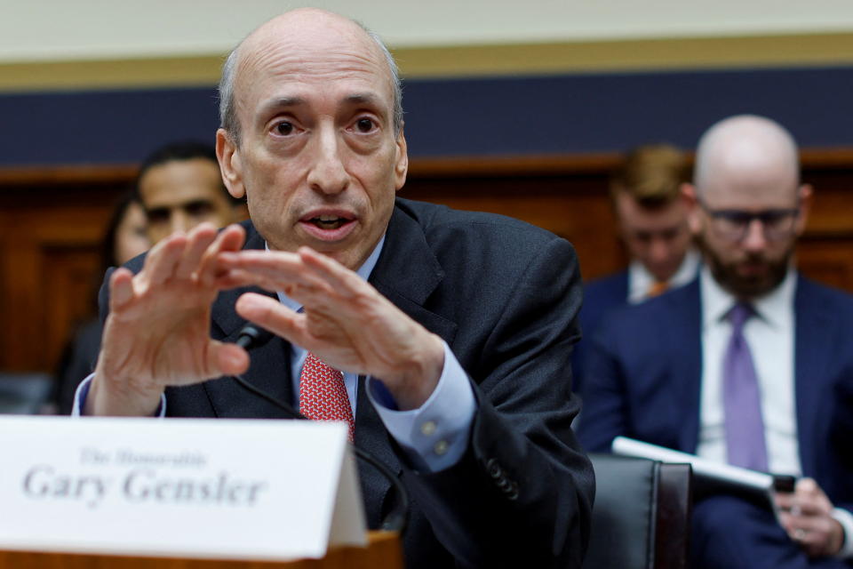 Securities and Exchange Commission (SEC) Chairman Gary Gensler testifies before a House Financial Services Committee oversight hearing on Capitol Hill in Washington, U.S., September 27, 2023. REUTERS/Jonathan Ernst