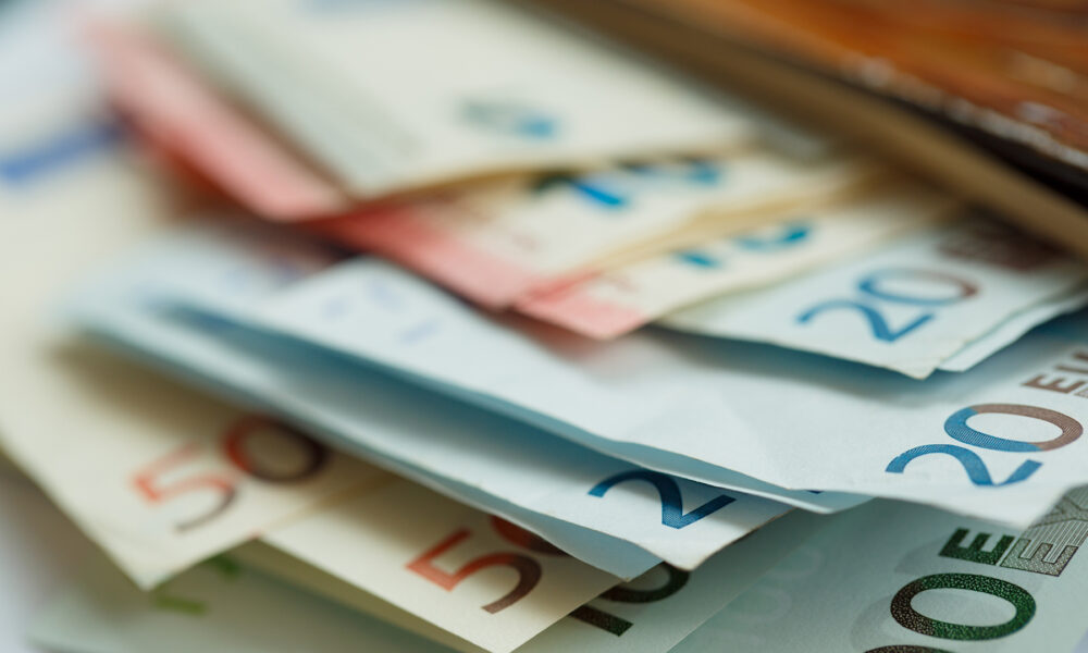 Adoption of new European rules to combat money laundering |  News