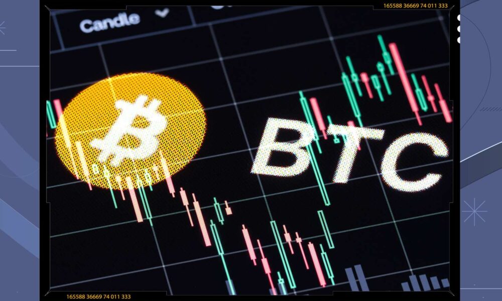 Bitcoin Price Fluctuates as Bitcoin ETFs See Outflows