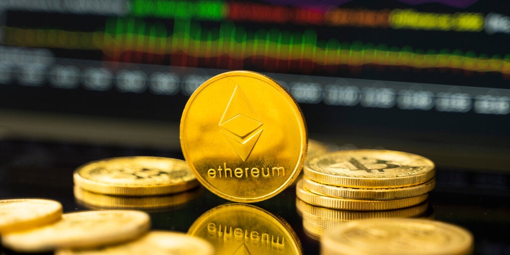 Bitcoin and Ethereum funds attract another $185 million amid ETH ETF hype