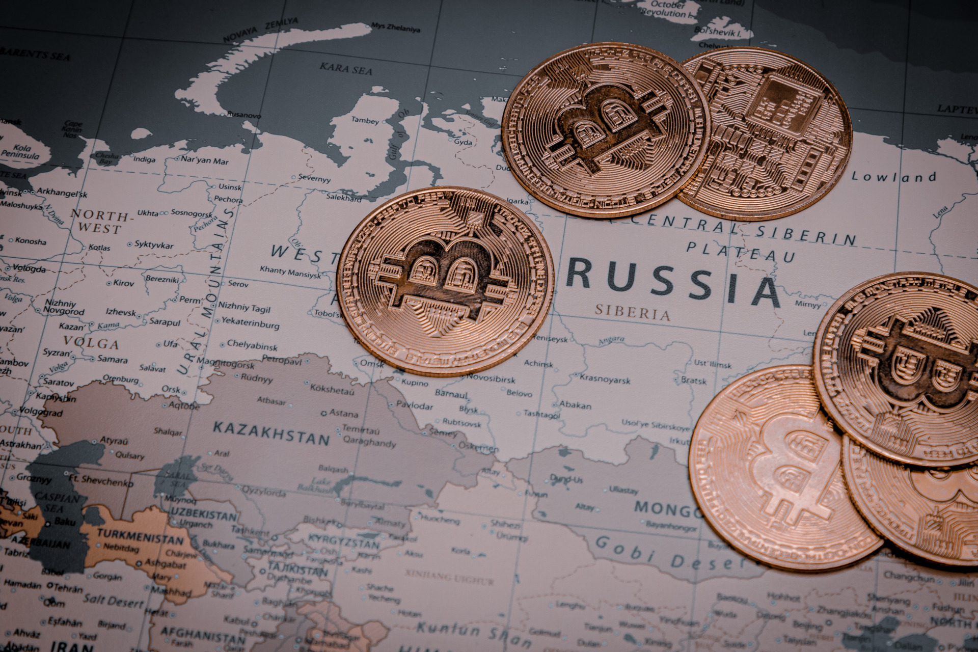 Russia set to legalize international cryptocurrency transfers and mining with new laws to challenge US