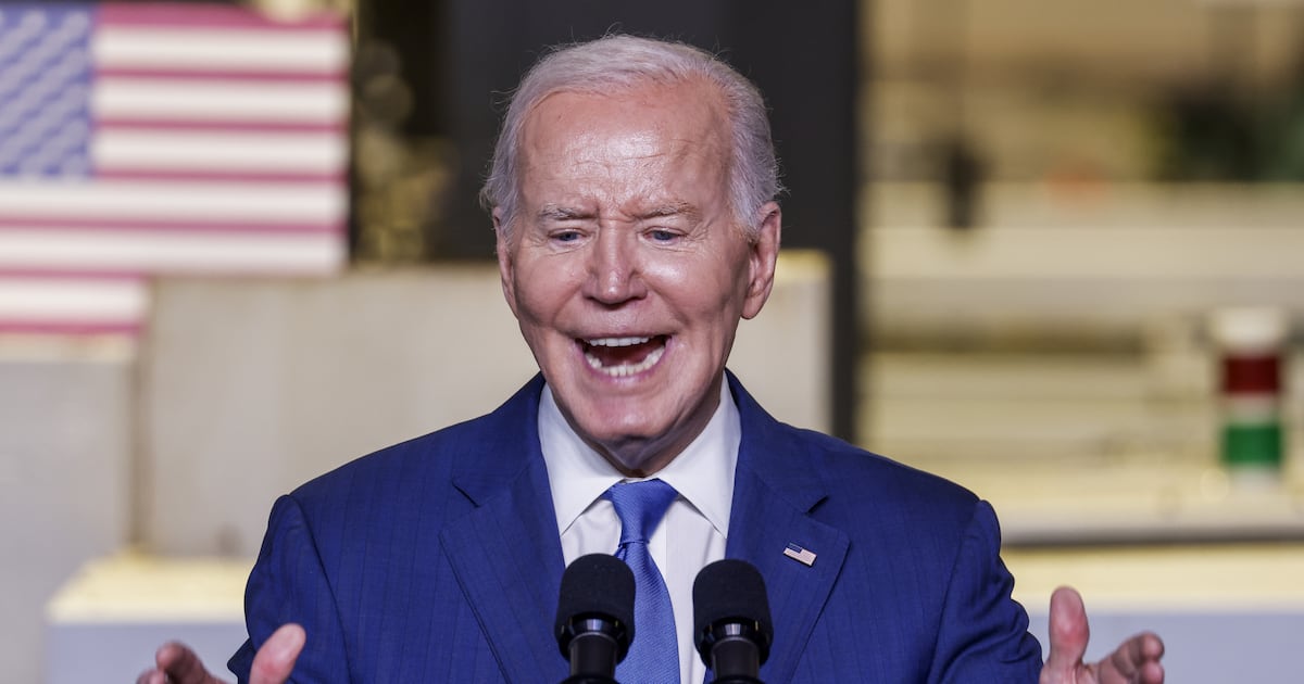 Biden Withdrawal Sends Bitcoin Lower as Harris-Themed Memecoin Soars 131% – DL News